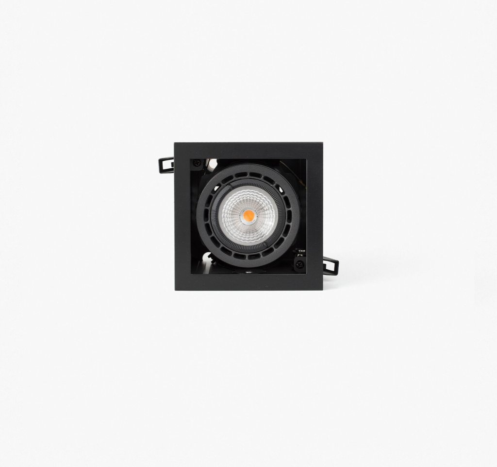 Spot LED incastrabil MINI COLIN-1 Black recessed 18-25W 2700K 20°, ILUMINAT TEHNIC PROFESIONAL⭐corpuri de iluminat LED profesionale✅ modele de lampi moderne si economice potrivite pentru spatii de interior si exterior! ❤️Promotii la sisteme de iluminat tehnice cu tehnologie LED❗ ➽ www.evalight.ro.✅Design premium actual Top! Alege solutii tehnice de montaj adecvate pentru corpuri de iluminat cu concept HoReCa: hoteluri, restaurante si cafenele. Colectie de ambiente pentru inspiratie in alegerea surselor de iluminat arhitectural si decorativ, sisteme electrice modulare flexibile cu linii si proiectoare LED, panouri LED, spoturi LED pe sina cu flux luminos directionabil (reglabile), lustre LED suspendate pt fiecare proiect de iluminat: spatii comerciale, magazine, cladiri office de birouri, hale si zone industriale, cu garantie. Cumpara la comanda sau din stoc, oferte si reduceri speciale cu vanzare rapida din magazine la cele mai bune preturi. a