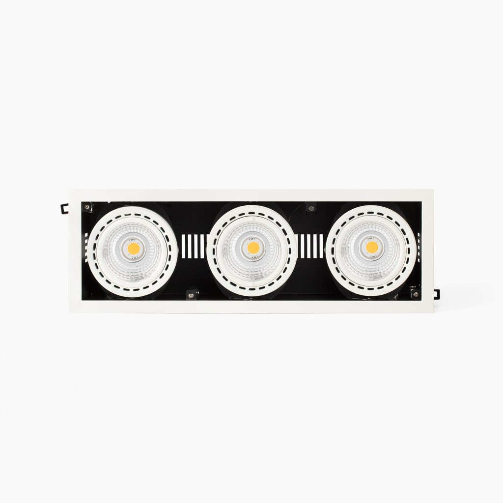 Spot LED incastrabil MINI COLIN-3 White recessed CRI95 54-75W 3000K 20°, Spoturi incastrate / aplicate / spatii comerciale pentru tavan si perete⭐solutii de corpuri iluminat LED profesionale✅ modele de lampi moderne si economice potrivite pentru iluminat interior si exterior! ❤️Promotii la Spoturi LED incastrate / aplicate❗ ➽ www.evalight.ro.✅Design premium actual Top! Alege solutii tehnice adecvate cu tip de montaj in tavan (incastrabile) sau aplicate pe perete (aparente), destinate in special pentru corpuri de iluminat cu concept HoReCa: hoteluri, restaurante si cafenele. Colectie de ambiente pentru inspiratie in alegerea surselor de iluminat arhitectural si decorativ, sisteme electrice cu linii de spoturi LED, proiectoare si reflectoare cu flux luminos directionabil (reglabile), pt fiecare proiect de iluminat: solutia tehnica ideala pentru iluminatul de detaliu sau de efect al magazinelor specializate, spatii comerciale, cladiri office de birouri, cu garantie si de calitate superioara la cel mai bun pret❗ a