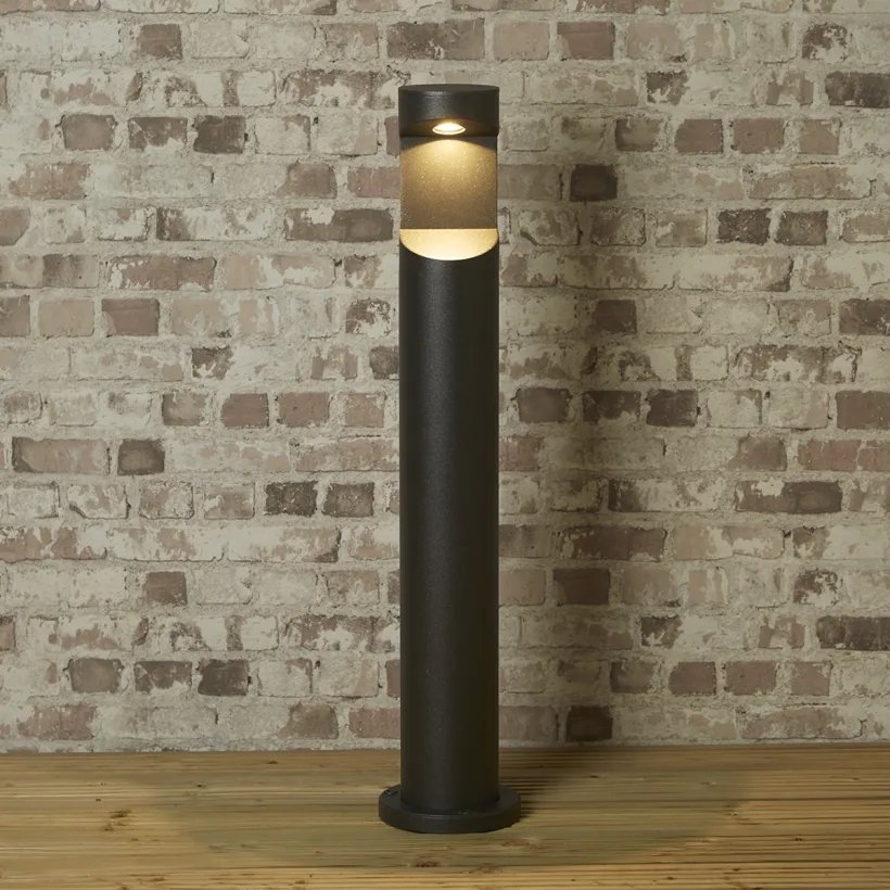 Stalp iluminat exterior IP54 LED Grosvenor I bollard 80, Candelabre si Lustre moderne elegante⭐ modele clasice de lux pentru living, bucatarie si dormitor.✅ DeSiGn actual Top 2020!❤️Promotii lampi❗ ➽ www.evalight.ro. Oferte corpuri de iluminat suspendate pt camere de interior (înalte), suspensii (lungi) de tip lustre si candelabre, pendule decorative stil modern, clasic, rustic, baroc, scandinav, retro sau vintage, aplicate pe perete sau de tavan, cu cristale, abajur din material textil, lemn, metal, sticla, bec Edison sau LED, ieftine de calitate deosebita la cel mai bun pret. a