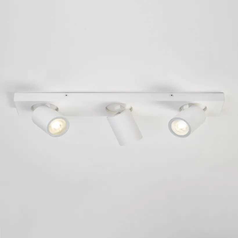 Plafoniera baie cu 3 spoturi directionabile Selene, alba, Plafoniere cu protectie pentru baie, LED⭐ modele moderne lustre tavan cu spoturi iluminat baie.❤️Promotii lampi baie❗ ➽www.evalight.ro. Alege corpuri de iluminat baie cu spot-uri aplicate sau incastrat, (tavan fals rigips/perete/mobila oglinda baie), rotunde si patrate, rezistente la apa (umiditate), ieftine si de lux, calitate deosebita la cel mai bun pret.

 a