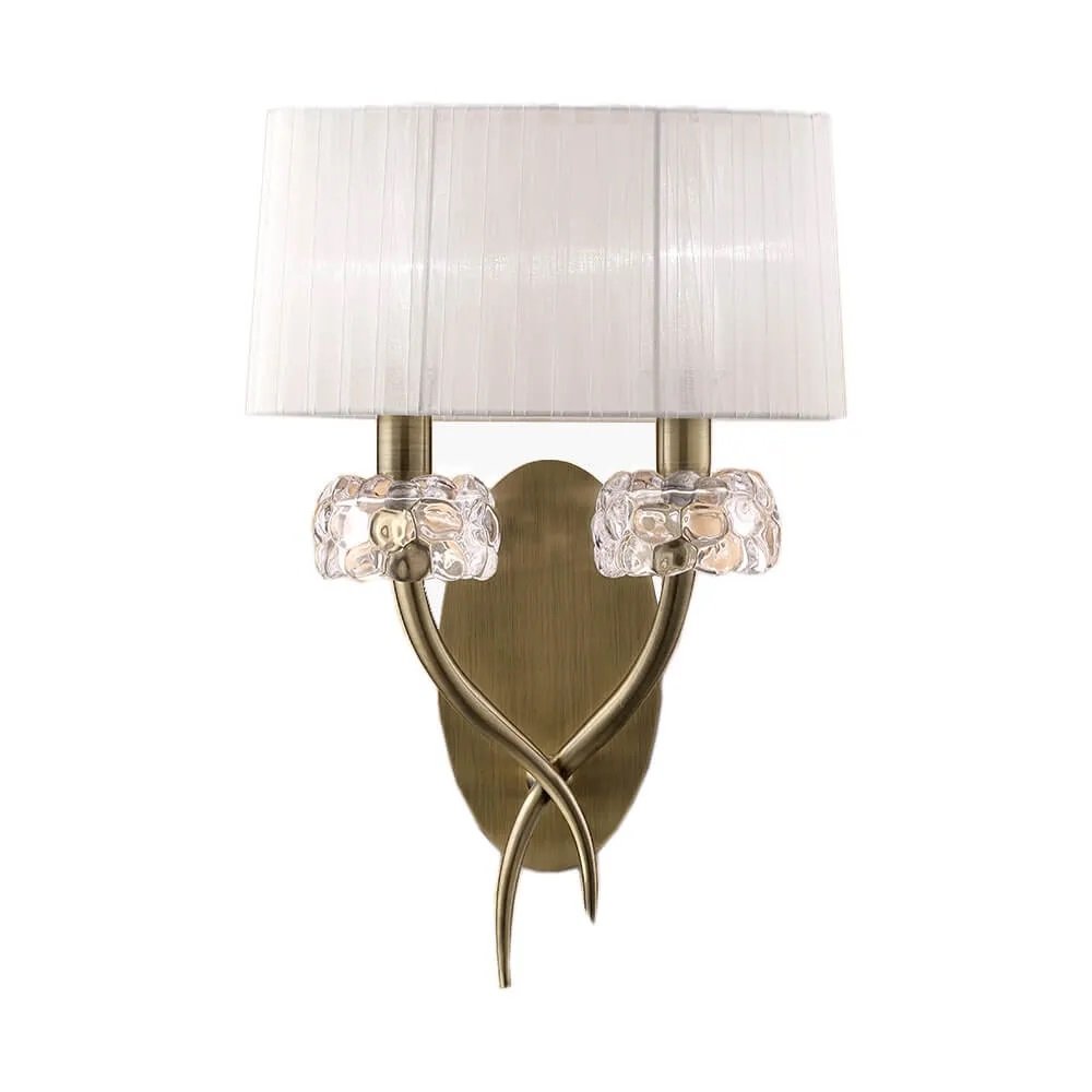 Aplica de perete clasica LOEWE antique brass/ abajur alb, Candelabre si Lustre moderne elegante⭐ modele clasice de lux pentru living, bucatarie si dormitor.✅ DeSiGn actual Top 2020!❤️Promotii lampi❗ ➽ www.evalight.ro. Oferte corpuri de iluminat suspendate pt camere de interior (înalte), suspensii (lungi) de tip lustre si candelabre, pendule decorative stil modern, clasic, rustic, baroc, scandinav, retro sau vintage, aplicate pe perete sau de tavan, cu cristale, abajur din material textil, lemn, metal, sticla, bec Edison sau LED, ieftine de calitate deosebita la cel mai bun pret. a