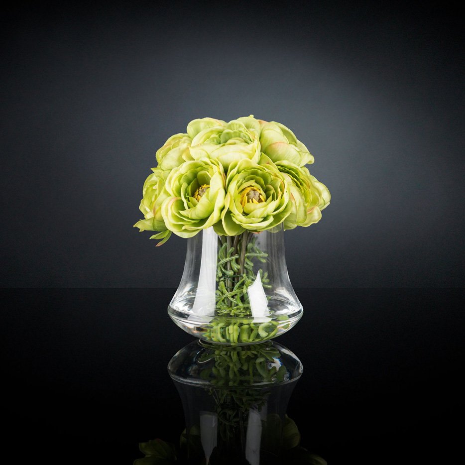 Aranjament floral mic decor festiv design LUX RANUNCULUS BOUQUET GREEN, Aranjamente florale de lux, plante decorative & flori artificiale in ghiveci⭐ modele design modern ornamental natural pentru decor casa❗ ➽ www.evalight.ro. a