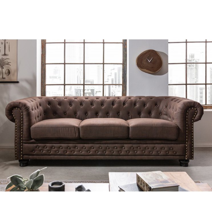 Canapea clasica stil englezesc Chesterfield II 3 locuri, maro vintage, Canapele / Coltare moderne, extensibile⭐ modele de lux elegante tapitate cu catifea pentru living si dormitor.❤️Promotii canapele, coltare sufragerie❗ ➽ www.evalight.ro. Alege canapele tip coltar, pat extensibil tapitat cu stofa chesterfield, piele naturala (ecologica), material textil, cu spatar inalt, saltea cu spuma de memorie, arcuri relaxa, picioare si brate din lemn, metalice, mici si mari pt set fotolii, clasice in stil baroc, scandinave, vintage retro, industrial, pt camera de zi, ieftine si de calitate deosebita la cel mai bun pret. a