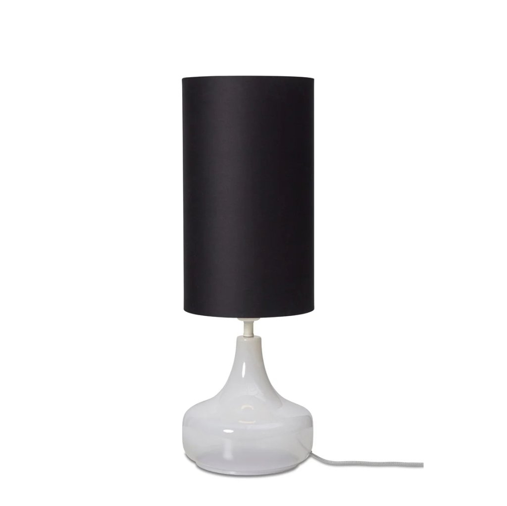 Veioza/ Lampa de masa decorativa Reykjavik alb/ negru, Veioze moderne de masa⭐ modele elegante inalte potrivite pentru noptiere dormitor si living.✅DeSiGn decorativ de lux unic!❤️Promotii lampi❗ ➽www.evalight.ro. Alege corpuri de iluminat interior tip lampi mari mari cu picior inalt pt citit cu reader LED, de podea, aspect vintage deosebit cu cristal, abajur din material textil, sticla, lemn, metalic, ceramica cu flori, ieftine de calitate la cel mai bun pret. a