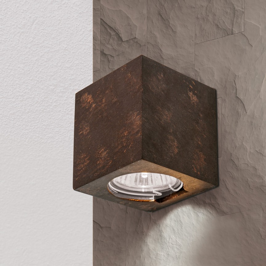 Aplica LED de perete design ambiental Cube antique rustic, Aplice rustice, lemn⭐ modele de perete pentru iluminat interior.✅Design decorativ în stil rustic!❤️Promotii lampi❗ ➽www.evalight.ro. Alege corpuri de iluminat rustice de tip aplica de perete sau tavan pentru casa, ieftine si de lux, calitate la cel mai bun pret. a