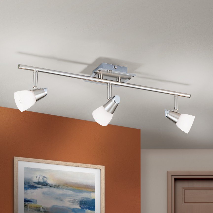 Plafoniera cu 3 spoturi directionabile Max crom satin, Plafoniere cu spoturi, LED⭐ modele moderne corpuri de iluminat tip spoturi aplicate pe tavan sau perete.✅Design decorativ 2022!❤️Promotii lampi❗ ➽ www.evalight.ro. Alege lustre de iluminat interior tip plafoniere si aplice cu 3 spoturi pe bara cu lumina LED si directie reglabila pentru living, dormitor, bucatarie, baie, hol, camera copii, calitate de lux la cel mai bun pret. a