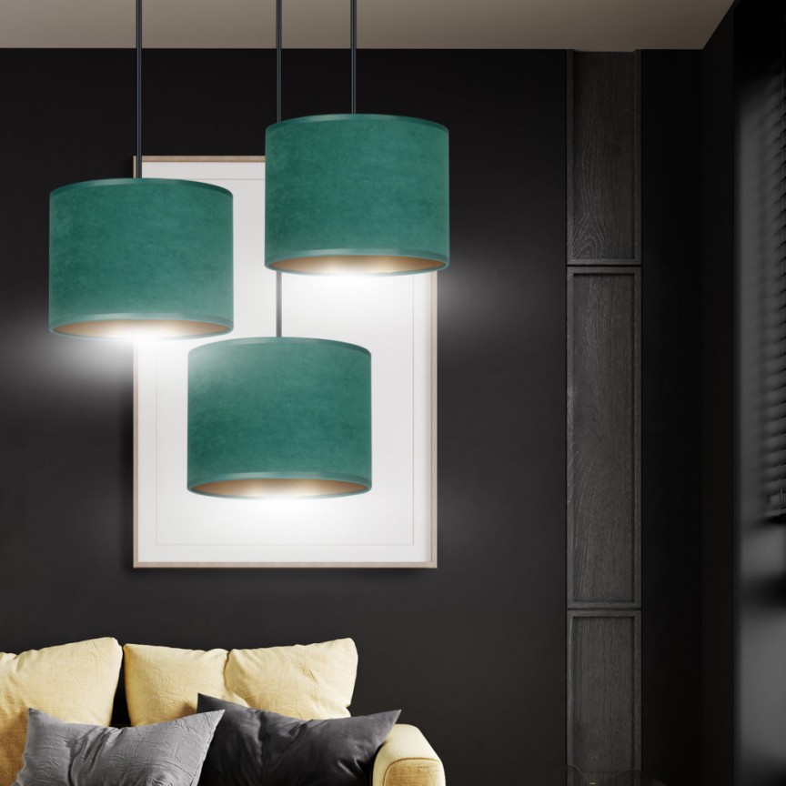 Lustra suspendata moderna design elegant HILDE 3 verde, Candelabre si Lustre moderne elegante⭐ modele clasice de lux pentru living, bucatarie si dormitor.✅ DeSiGn actual Top 2020!❤️Promotii lampi❗ ➽ www.evalight.ro. Oferte corpuri de iluminat suspendate pt camere de interior (înalte), suspensii (lungi) de tip lustre si candelabre, pendule decorative stil modern, clasic, rustic, baroc, scandinav, retro sau vintage, aplicate pe perete sau de tavan, cu cristale, abajur din material textil, lemn, metal, sticla, bec Edison sau LED, ieftine de calitate deosebita la cel mai bun pret. a