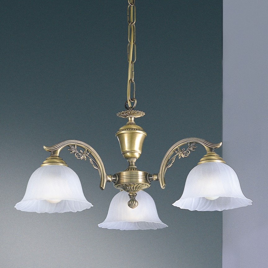 Lustra clasica cu 3 brate design italian 2720, Candelabre clasice / Lustre si Pendule⭐ modele elegante de lux pentru iluminat living, dormitor, bucatarie.✅DeSiGn decorativ unic!❤️Promotii❗ Lustre clasice ➽ www.evalight.ro. Alege oferte la colectii NOI de corpuri de iluminat pt interior în stil clasic, industrial, retro sau vintage, lampi suspendate deosebite de tip suspensii, decorate cu margele cu cristal, abajur textil, de sticla, becuri normale tip lumanare cu filament sau LED, ieftine de calitate la cel mai bun pret. a