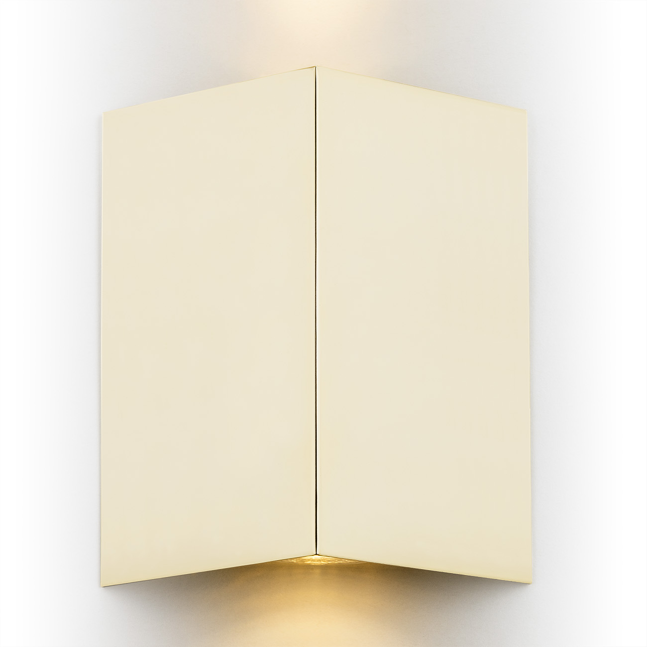 Aplica de perete ambientala iluminat up/down SKIATOS alama, Candelabre si Lustre moderne elegante⭐ modele clasice de lux pentru living, bucatarie si dormitor.✅ DeSiGn actual Top 2020!❤️Promotii lampi❗ ➽ www.evalight.ro. Oferte corpuri de iluminat suspendate pt camere de interior (înalte), suspensii (lungi) de tip lustre si candelabre, pendule decorative stil modern, clasic, rustic, baroc, scandinav, retro sau vintage, aplicate pe perete sau de tavan, cu cristale, abajur din material textil, lemn, metal, sticla, bec Edison sau LED, ieftine de calitate deosebita la cel mai bun pret. a