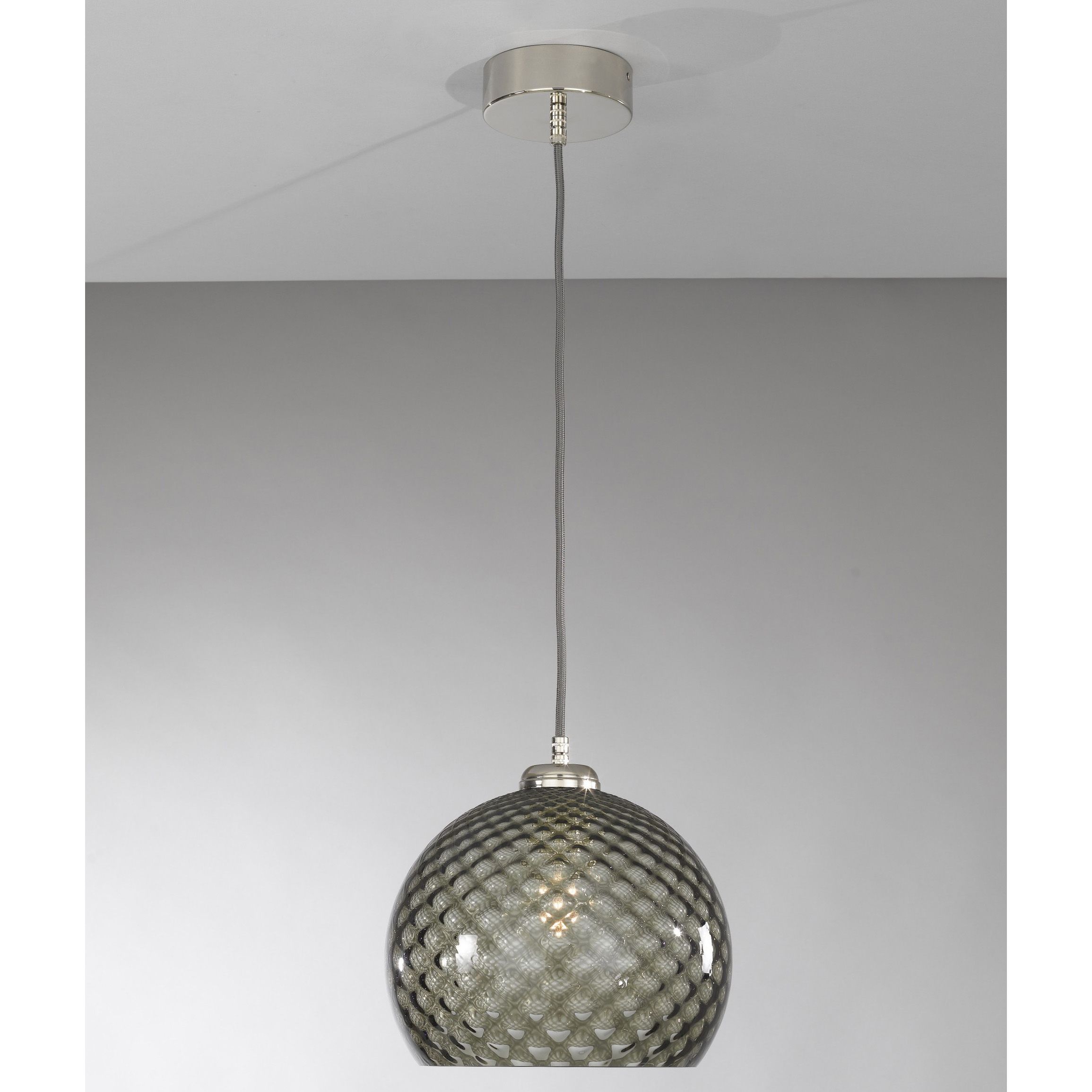 Lustra, Pendul modern design italian 10011 fumuriu, Corpuri de iluminat interior, moderne⭐ modele lustre interior pentru living, dormitor, bucatarie, baie.✅DeSiGn decorativ de lux!❤️Promotii lampi❗ ➽www.evalight.ro. Alege Corpuri de iluminat interior elegante in stil modern, suspendate sau aplicate de tavan si perete, ieftine de calitate deosebita la cel mai bun pret.
 a