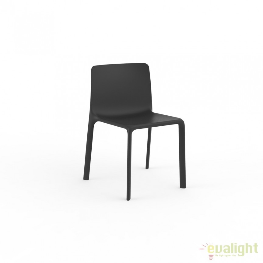 Set de 4 Scaune moderne de exterior / interior design premium KES CHAIR 64018 Vondom, Candelabre si Lustre moderne elegante⭐ modele clasice de lux pentru living, bucatarie si dormitor.✅ DeSiGn actual Top 2020!❤️Promotii lampi❗ ➽ www.evalight.ro. Oferte corpuri de iluminat suspendate pt camere de interior (înalte), suspensii (lungi) de tip lustre si candelabre, pendule decorative stil modern, clasic, rustic, baroc, scandinav, retro sau vintage, aplicate pe perete sau de tavan, cu cristale, abajur din material textil, lemn, metal, sticla, bec Edison sau LED, ieftine de calitate deosebita la cel mai bun pret. a