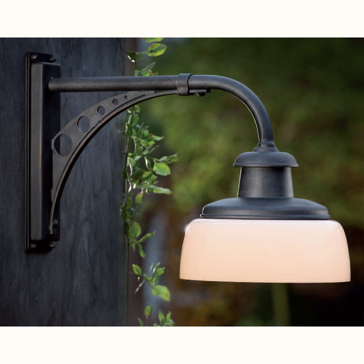 Aplica eleganta iluminat exterior din fier forjat, WL 3635, Aplice exterior din Fier Forjat de perete si tavan ⭐ modele ornamentale de lux decorate in stil rustic, clasic si traditional.✅Design decorativ actual Top unic!❤️Promotii lampi❗ ➽ www.evalight.ro. Alege oferte la corpuri de iluminat exterior din fier forjat de tip aplica si plafoniera, felinare de perete sau tavan, din metal finisaj antic vechi art deco, lemn masiv si abajur sticla cu vitralii, dulie cu bec cu filament normal sau LED tip lumanare, potrivite pt amenajarile moderne elegante cu aspect retro sau vintage, industrial style, realizate manual (handmade), exterior casa (foisoare,terase), HoReCa (hotel,restaurant,bar,pensiune,sala de nunti), produse deosebite de calitate înalta la cel mai bun pret. a